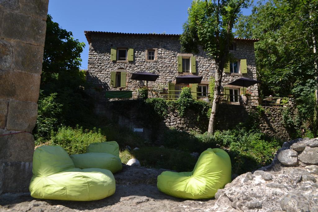 Maison Sous Le Pont Acomodação com café da manhã Meyras Exterior foto